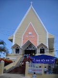 chau khanh nha tho1