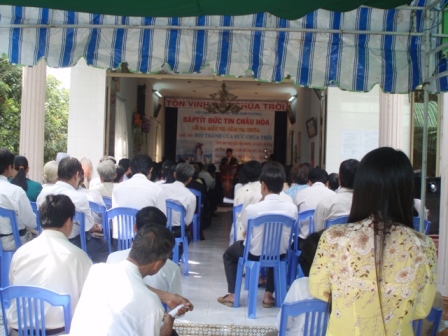 Quang_canh_buoi_le_ra_mat_HT_Baptit_Duc_Tin_Chau_Hoa_e