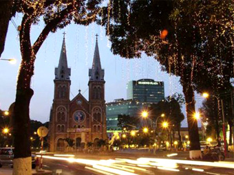 saigongs dang vao giang sinh