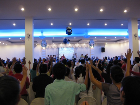 tin huu vui mung