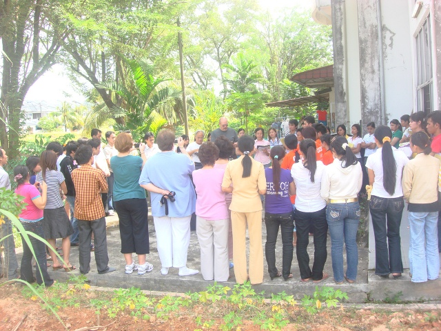 malay11a_giadinhvietnam1