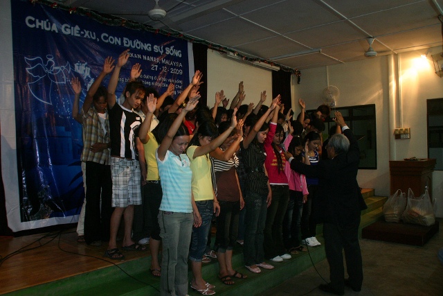 malay4a_41nguoitinchua
