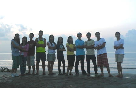 11 volunteeers