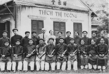 100 3 ong ba doc hoc olsen va cac hoc vien trg kinh thanh