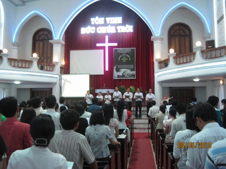 hoc vien trong thi gio ca ngoi