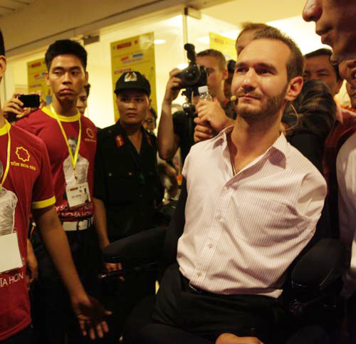 Nick Vujicic: Đừng bao giờ từ bỏ kh&aacute;t vọng, Tin tức trong ng&agrave;y, Nick Vujicic den Viet Nam, Nick dien thuyet tai Viet Nam, bai dien thuyet cua nick, nick den viet nam, Nick Vujicic, nguoi ky dieu nhat the gioi, nguoi dan ong khong tay khong chan, Nick Vujicic den viet nam, Nick Vujicic sang viet nam, tin tuc ve Nick Vujicic, Nick, Vujicic, nguoi khong tay khong chan noi tieng, nguoi noi tieng, tin nhanh, tin moi, tin hay, tin nong, tin hot, bao dien tu, bao vn, xa hoi, tin tức, tin tuc online, bao, vn
