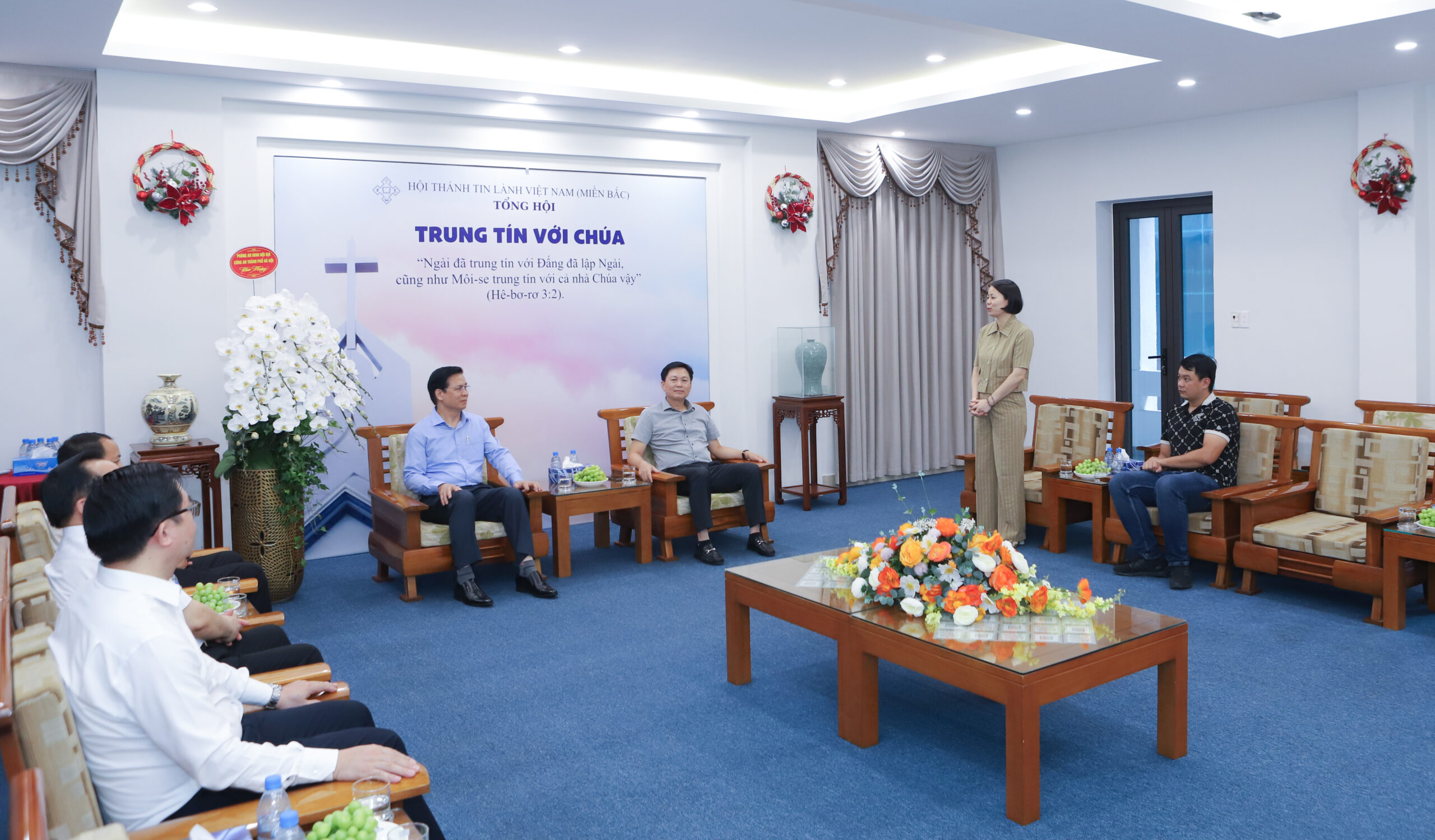 Phòng An Ninh Nội Địa – Công An Tp Hà Nội Chúc Mừng Tân Ban Trị Sự Tổng Hội Nhiệm Kỳ 37