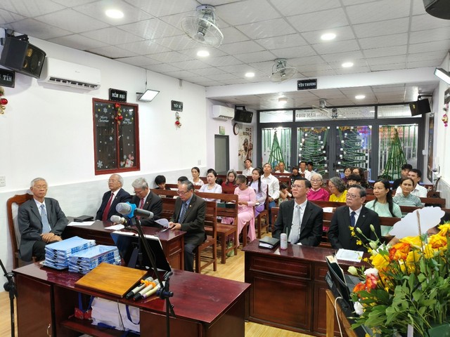 TP. HCM: Điểm Nhóm Tin Lành Côn Đảo – Bế giảng Thánh Kinh Căn Bản Khóa I