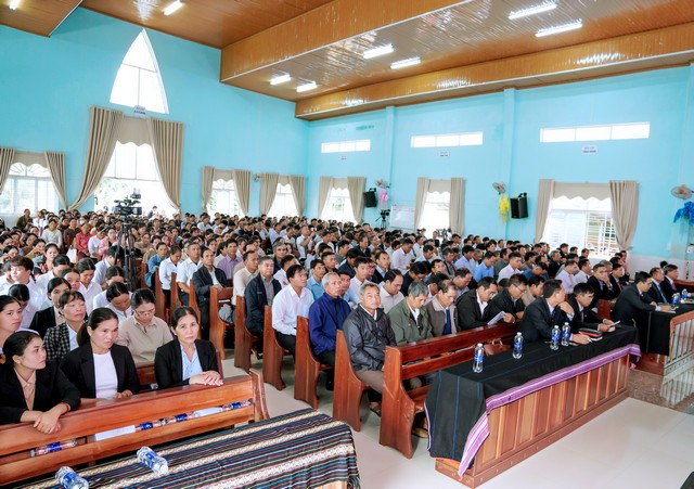 Gia Lai: Lễ Cảm tạ Nhà Cơ Đốc Giáo Dục và Tư thất  Chi Hội Plei Phăm