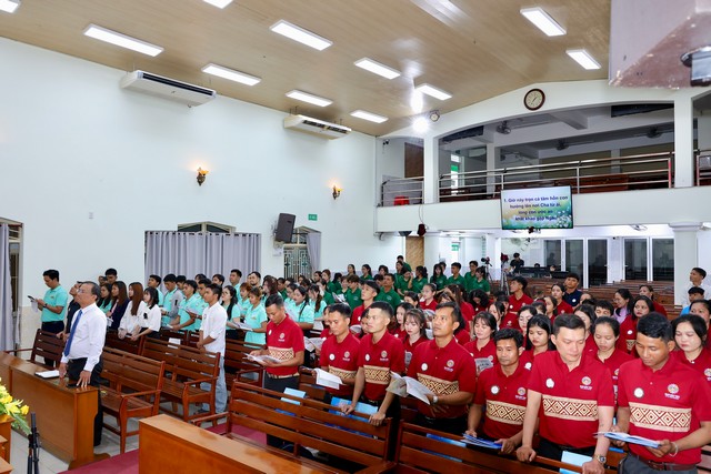 TP.HCM: Chương trình Bồi linh Thông công 3 ban Sắc tộc