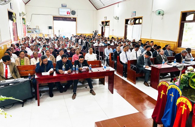 Đắk Lắk: Chi Hội Buôn K’Die Bồi linh – Cảm tạ và Dâng Nhà Cơ Đốc Giáo Dục