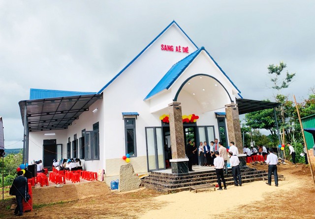 Đắk Lắk: Điểm Nhóm Buôn Ea Druich Cảm tạ Chúa – Chuyển nơi Sinh hoạt mới