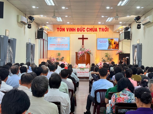 Đồng Tháp: Bồi dưỡng Mục vụ Chấp sự và Trưởng ban ngành các Hội Thánh