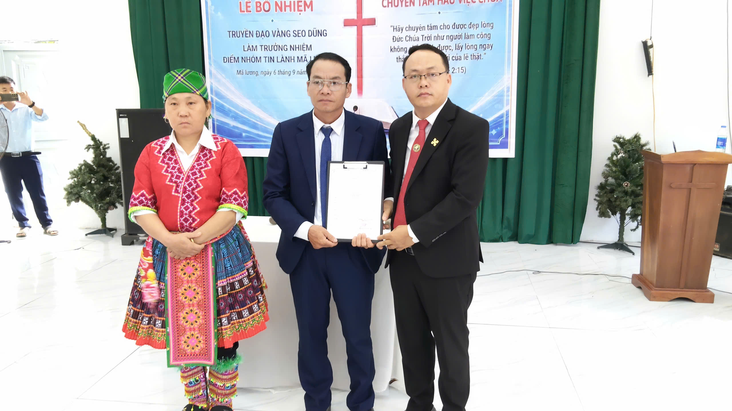 TUYÊN QUANG: BỔ NHIỆM TRƯỞNG NHIỆM CHO BỐN ĐIỂM NHÓM TIN LÀNH