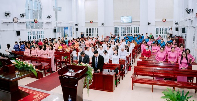 Tây Ninh: Họp bạn – Bồi linh – Thông công Phụ nữ