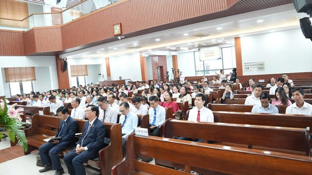 Vĩnh Long: Bồi linh Thông công Tráng niên các Hội Thánh Khu vực II
